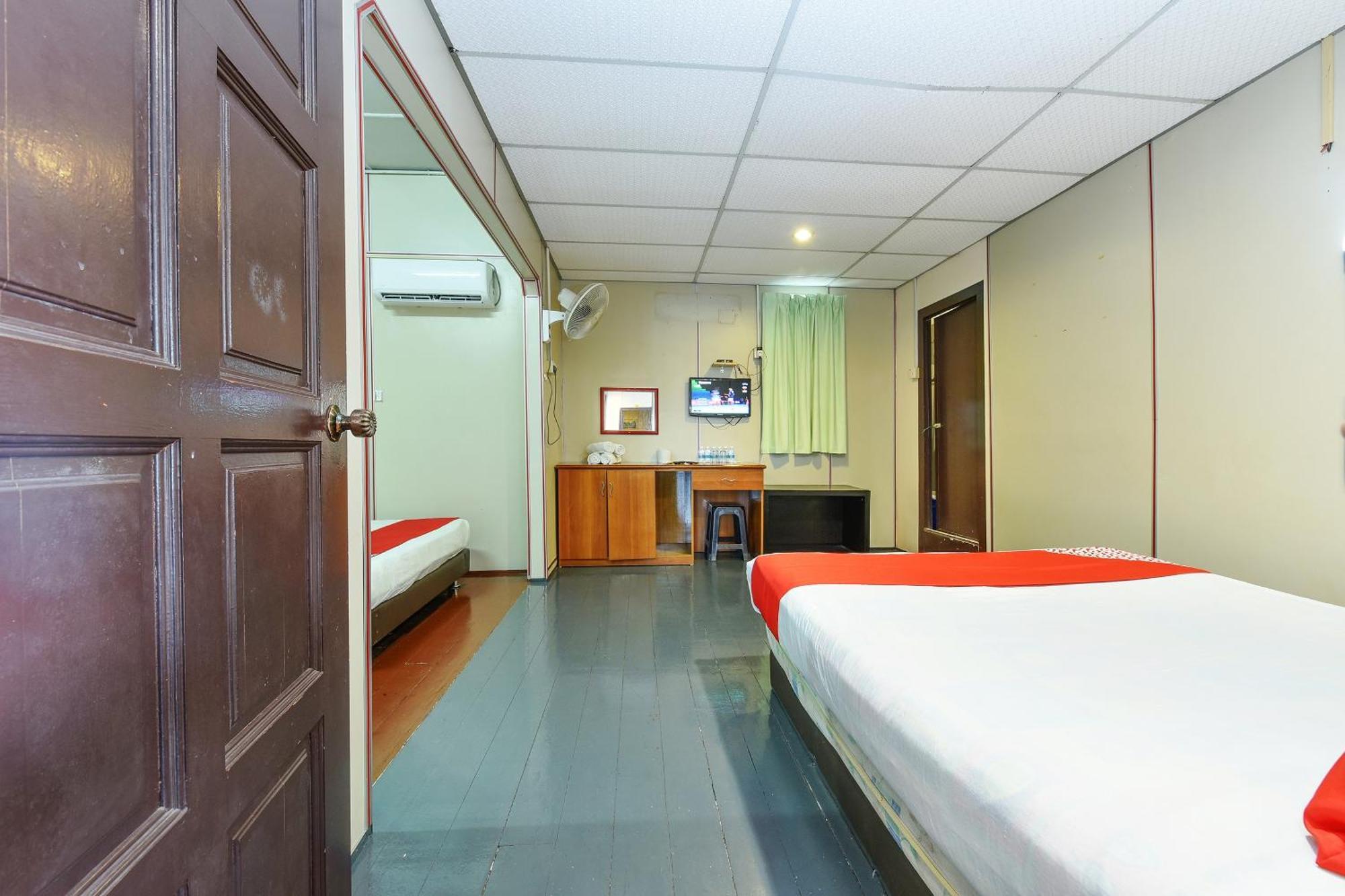 Oyo 90627 Pulau Ketam Inn 巴生 外观 照片